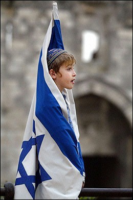 A young Israeli boy celebrating Jerusalem Day, 2003