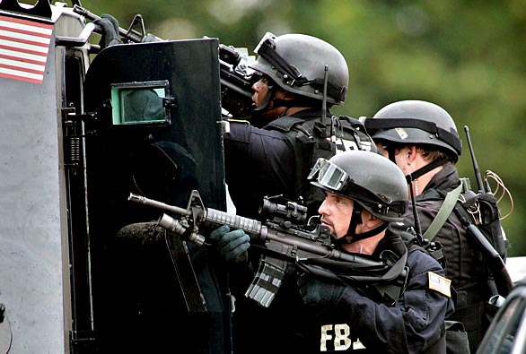 FBI SWAT Team working the standoff where veteran LAPD SWAT team leader, Randal Simmons was killed in 2008.